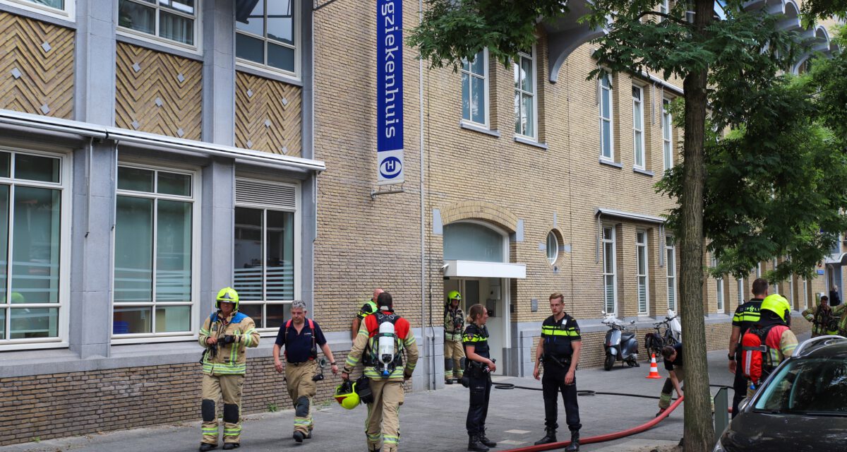 Oogziekenhuis ontruimd door brand in kelder