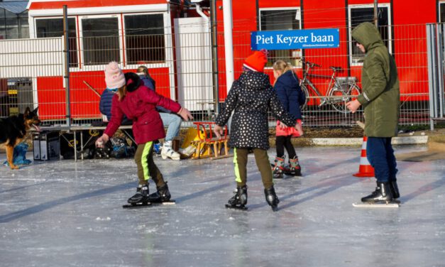 IJsvereniging “ Hard Gaat Ie” in De Lier open voor schaatsliefhebbers.